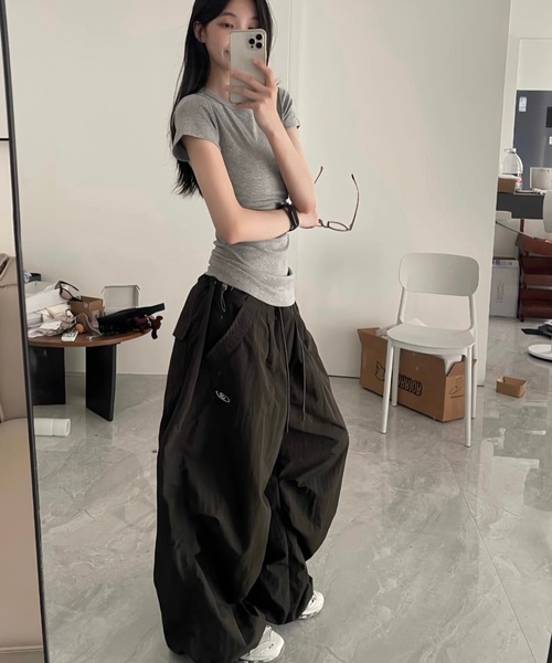 REBALANCE(リバランス)の「ワークスタイルワイドパンツ(その他パンツ・レディース・A/B・LARGE/MEDIUM)」の2枚目の写真