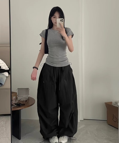 REBALANCE(リバランス)の「ワークスタイルワイドパンツ(その他パンツ・レディース・A/B・LARGE/MEDIUM)」の5枚目の写真