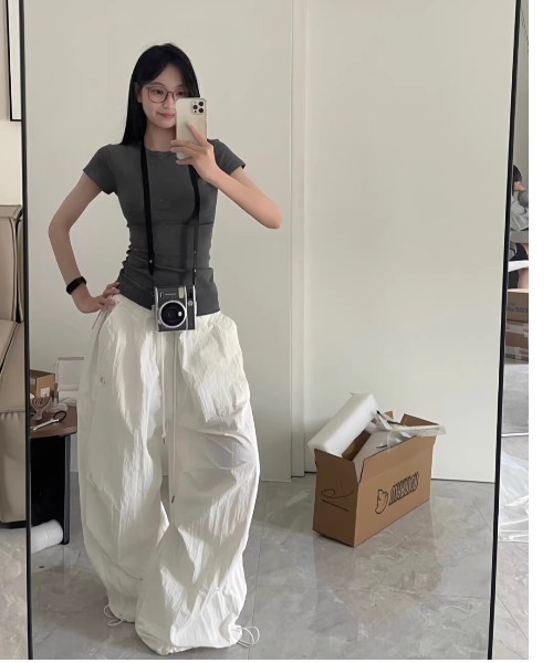 REBALANCE(リバランス)の「ワークスタイルワイドパンツ(その他パンツ・レディース・A/B・LARGE/MEDIUM)」の7枚目の写真