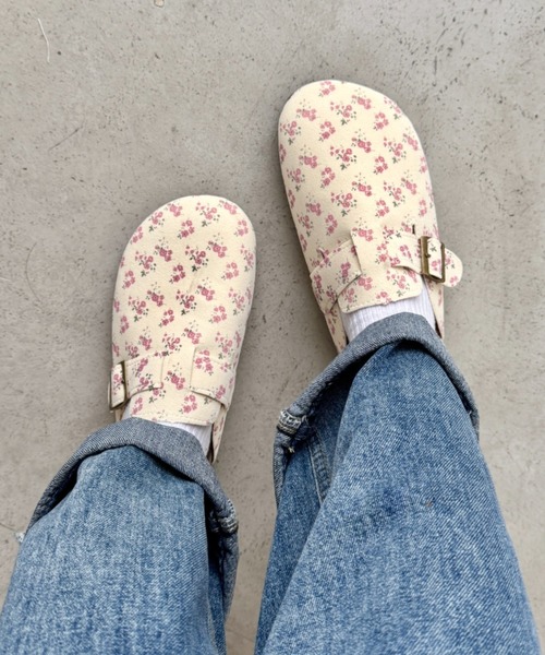 SOLLON.（ソルロン）の「小花柄クロッグシューズ（スリッポン・レディース・アイボリー/ベージュ・23.5cm/24.5cm）」の18枚目の写真