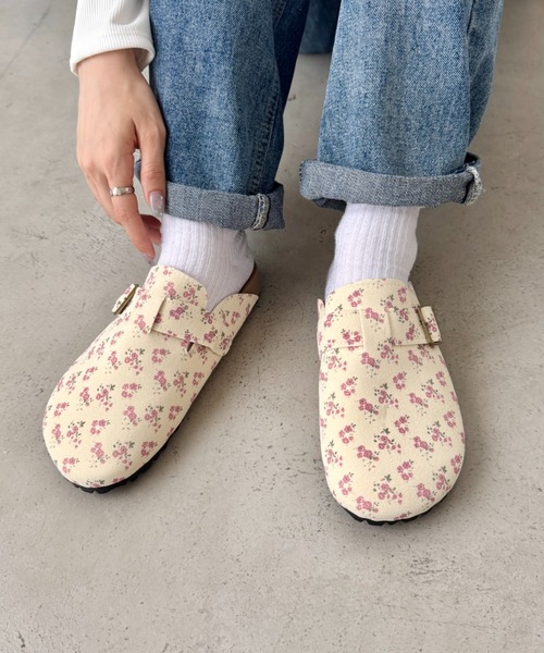 SOLLON.（ソルロン）の「小花柄クロッグシューズ（スリッポン・レディース・アイボリー/ベージュ・23.5cm/24.5cm）」の14枚目の写真