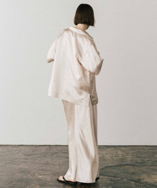 CREDONA(クレドナ)の「ACETATE LINEN SATIN SKIRT/アセテートリーンサテンスカート(スカート・レディース・ブラック/ホワイト・0/1)」の15枚目の写真