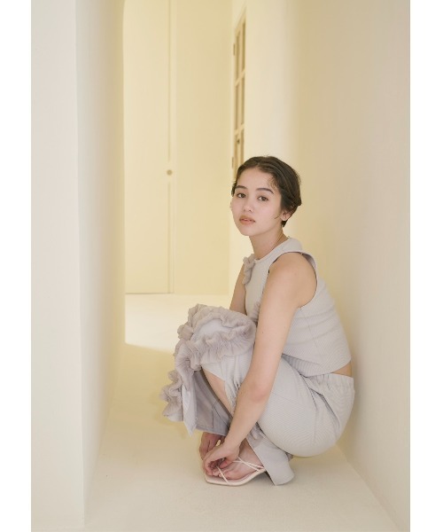 NOTREemor（ノートルエモア）の「sway frill ensemble（ワンピース・レディース・ブラック/ライトグレー・FREE）」の10枚目の写真