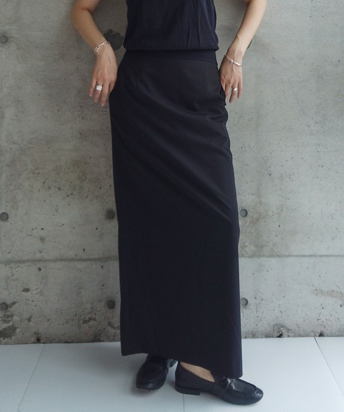 美品 MaxMara バックスリットタイトスカート 黒 サイズ38*BD1172 美品 MaxMara バックスリットタイトスカート 黒 サイズ38*BD1172