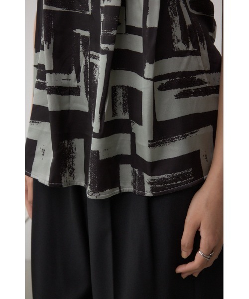 AZUL by moussy(アズールバイマウジー)の「スカーフドッキングトップス(Tシャツ/カットソー・レディース・グレー/ホワイト/ブラウン・FREE)」の19枚目の写真