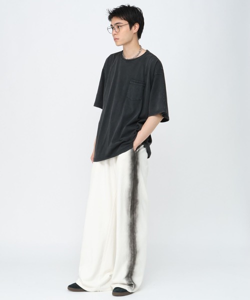 LAND MUSEUM(ランドミュージアム)の「LAND MUSEUM/ピグメントポケT(Tシャツ/カットソー・メンズ・グレー/ブラック・MEDIUM/LARGE)」の4枚目の写真