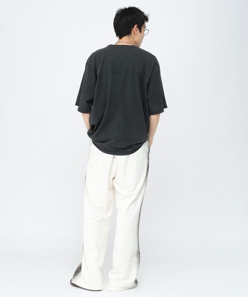 LAND MUSEUM(ランドミュージアム)の「LAND MUSEUM/ピグメントポケT(Tシャツ/カットソー・メンズ・グレー/ブラック・MEDIUM/LARGE)」の5枚目の写真