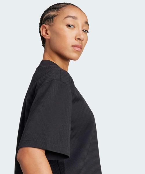 adidas（アディダス）の「ヨガモーション ワッフル 半袖Tシャツ / ヨガウェア / アディダス adidas（Tシャツ/カットソー・レディース・ブラック・LARGE/MEDIUM/X-LARGE/X-SMALL/XX-LARGE/SMALL）」の4枚目の写真