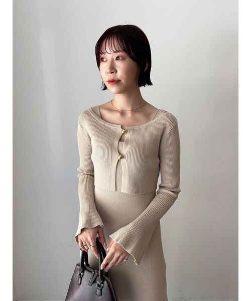 LAGUNAMOON(ラグナムーン)の「ボタンカーデセットニットワンピース(ワンピース・レディース・アイボリー/チャコールグレー・SMALL/MEDIUM)」の17枚目の写真