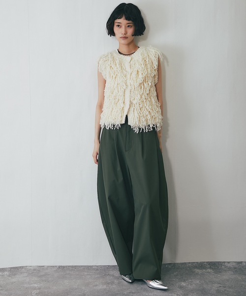 ANOTHER S（アナザーエス）の「ミリタリーツイルサイドタックコクーンパンツ（チノパンツ・レディース・ブラック/アイボリー/ダークグリーン・FREE）」の6枚目の写真