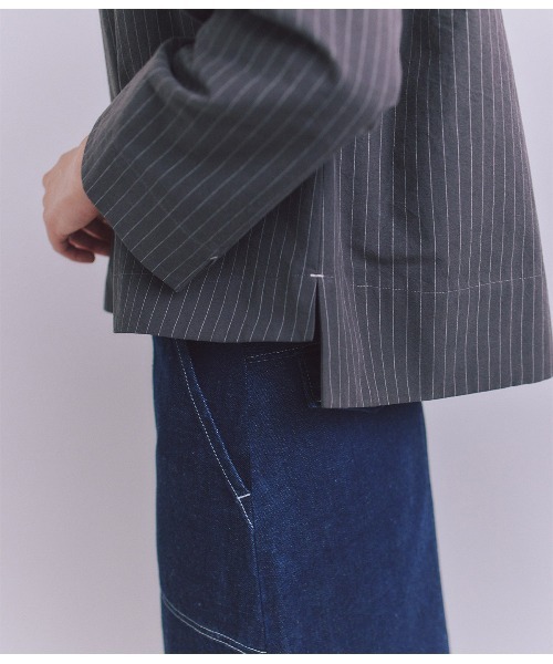 SIPULI(シプリ)の「Cotton Linen Pin Stripe ガゼット付ブラウス(シャツ/ブラウス・レディース・ダークグレー・2)」の8枚目の写真