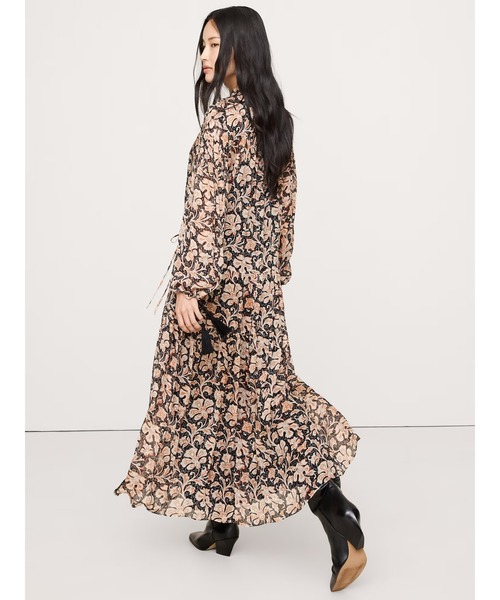 Banana Republic(バナナリパブリック)の「ルレックス ストライプ ティアード マキシドレス(ワンピース・レディース・アイボリー・L/XS/S/M)」の3枚目の写真