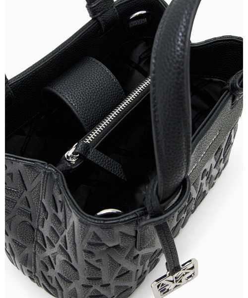 A|X アルマーニ エクスチェンジ】オールオーバーエンボスロゴ ミニ