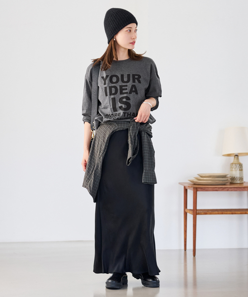 FRAMeWORK（フレームワーク）の「≪WEB限定 / 追加≫ロゴロンTee（Tシャツ/カットソー・レディース・チャコールグレー/ホワイト・FREE）」の3枚目の写真