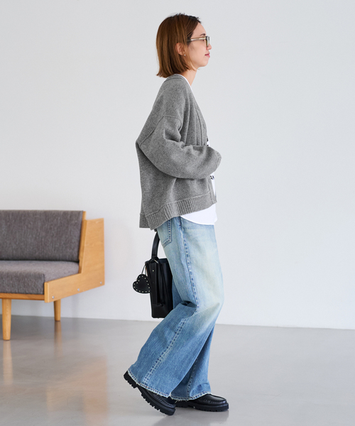 FRAMeWORK（フレームワーク）の「≪WEB限定 / 追加≫ロゴロンTee（Tシャツ/カットソー・レディース・チャコールグレー/ホワイト・FREE）」の13枚目の写真