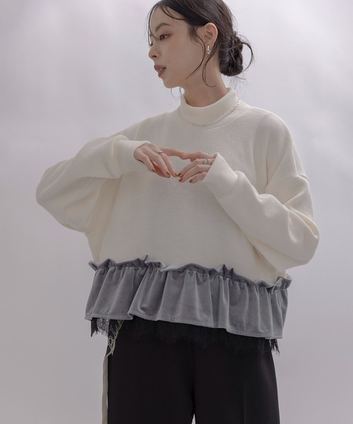 Eimee Law(エイミーロウ)の「ベロアフリルハイネックトップス(その他トップス・レディース・アイボリー/ブラウン/ブラック・FREE)」の2枚目の写真