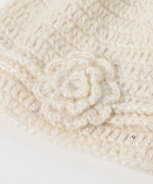 Heather(ヘザー)の「フラワーニットビーニー 602807(ニットキャップ/ビーニー・レディース・グレー/アイボリー・ONE SIZE)」の7枚目の写真