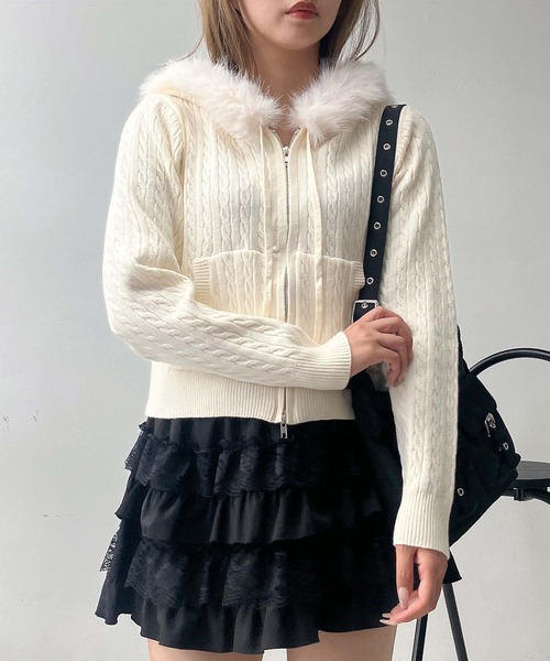 AS KNOW AS plus(アズノゥアズプラス)の「♪エコファーフード ポケット付き ケーブル編み Wジップファスナーカーディガン(カーディガン/ボレロ・レディース・アイボリー/ブラック/シルバー・FREE)」の17枚目の写真