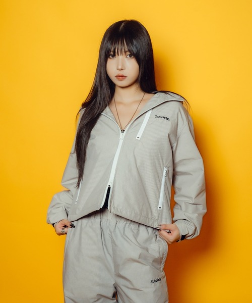 Subciety(サブサエティ)の「【WOMEN】Graph check hoodie(マウンテンパーカー・レディース・バーガンディー/ホワイト/ブラック・FREE)」の7枚目の写真