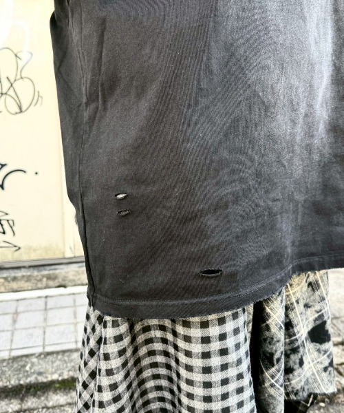 Never mind the XU（ネバーマインドザエックスユー）の「【Never mind the XU】damage washed long sleeve / 【ネバーマインド ザ エックスユー】ダメージウォッシュ長袖Tシャツ  <着用動画あり>（Tシャツ/カットソー・メンズ・ホワイト/ピンク/ブラック・L/XL）」の10枚目の写真