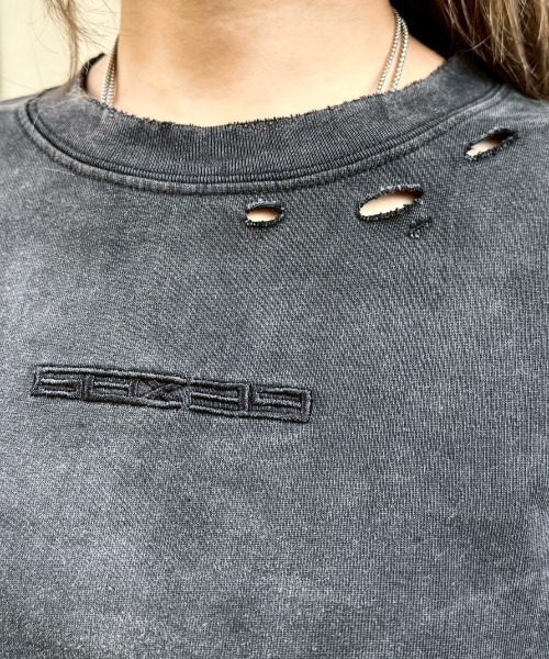 Never mind the XU（ネバーマインドザエックスユー）の「【Never mind the XU】damage washed long sleeve / 【ネバーマインド ザ エックスユー】ダメージウォッシュ長袖Tシャツ  <着用動画あり>（Tシャツ/カットソー・メンズ・ホワイト/ピンク/ブラック・L/XL）」の9枚目の写真