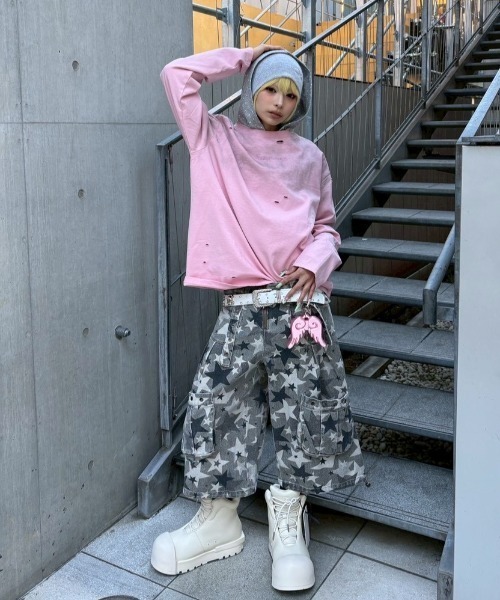 Never mind the XU（ネバーマインドザエックスユー）の「【Never mind the XU】damage washed long sleeve / 【ネバーマインド ザ エックスユー】ダメージウォッシュ長袖Tシャツ  <着用動画あり>（Tシャツ/カットソー・メンズ・ホワイト/ピンク/ブラック・L/XL）」の13枚目の写真