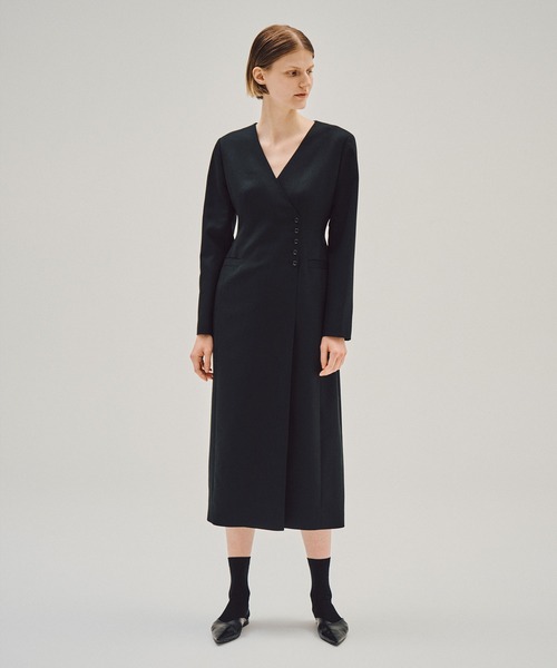 COLUMN（コラム）の「COLUMN / 襟付きシェイプドワンピース