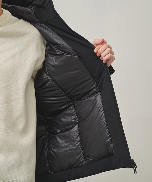ATTACHMENT(アタッチメント)の「【ATTACHMENT/アタッチメント】別注 SOLOTEX HOODED DOWN(ダウンジャケット/コート・メンズ・ダークグレー/ブラック・2/3)」の10枚目の写真