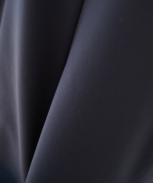 ATTACHMENT(アタッチメント)の「【ATTACHMENT/アタッチメント】別注 SOLOTEX HOODED DOWN(ダウンジャケット/コート・メンズ・ダークグレー/ブラック・2/3)」の15枚目の写真