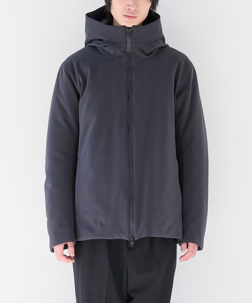 ATTACHMENT(アタッチメント)の「【ATTACHMENT/アタッチメント】別注 SOLOTEX HOODED DOWN(ダウンジャケット/コート・メンズ・ダークグレー/ブラック・2/3)」の12枚目の写真