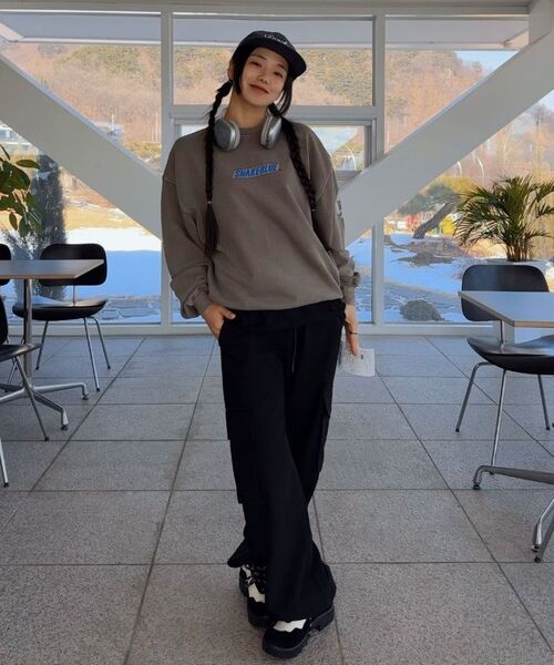 WMC(ダブリューエムシー)の「スネークブルー スウェット_CHARCOAL GREY(スウェット・メンズ・チャコールグレー・SMALL/MEDIUM/LARGE/X-LARGE)」の7枚目の写真