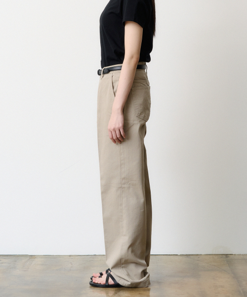 DENMADE（デンメイド）の「(WOMEN) DEN0662 wide chino pants (dusty beige)（その他パンツ・レディース・その他・M/XS）」の3枚目の写真
