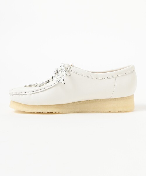 Clarks(クラークス)の「【7/31再値下げ】Clarks / Wallabee Lether White(その他シューズ・レディース・ホワイト・6/5h/4h/5)」の2枚目の写真