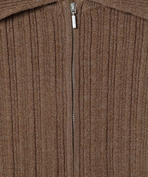 LEPSIM（レプシィム）の「5ゲージ編み柄ZIP襟カーディガン　634184（カーディガン/ボレロ・レディース・ライトグリーン/チャコールグレー/ブラウン/アイボリー・FREE）」の5枚目の写真