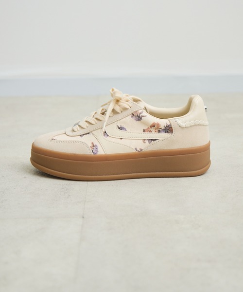 STEVE MADDEN(スティーブマデン)の「STEVE MADDEN OFF-TRACK FLORAL MUL フラワーキャンバススニーカー(スニーカー・レディース・アイボリー・MEDIUM/LARGE/SMALL)」の20枚目の写真