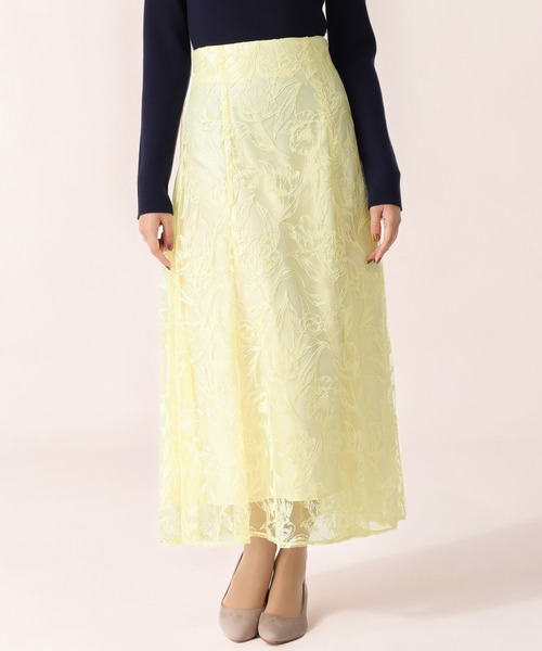 MISCH MASCH（ミッシュマッシュ）の「2026春夏新作 クロスステッチ刺繍フラワースカート（スカート・レディース・グリーン/イエロー/ネイビー・M/S）」の3枚目の写真