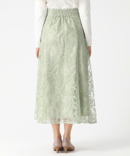 MISCH MASCH（ミッシュマッシュ）の「2026春夏新作 クロスステッチ刺繍フラワースカート（スカート・レディース・グリーン/イエロー/ネイビー・M/S）」の5枚目の写真