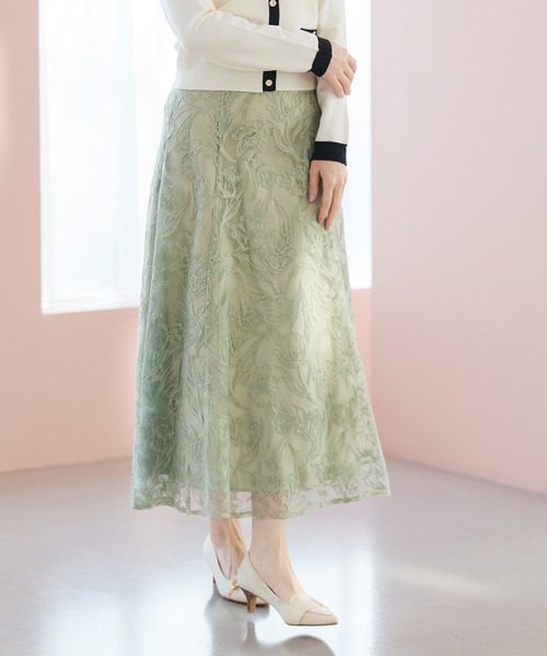 MISCH MASCH（ミッシュマッシュ）の「2026春夏新作 クロスステッチ刺繍フラワースカート（スカート・レディース・グリーン/イエロー/ネイビー・M/S）」の19枚目の写真