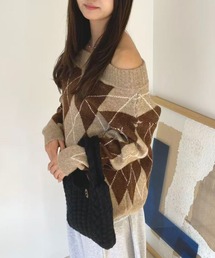 ダイヤモンド柄オフショルニットセーター