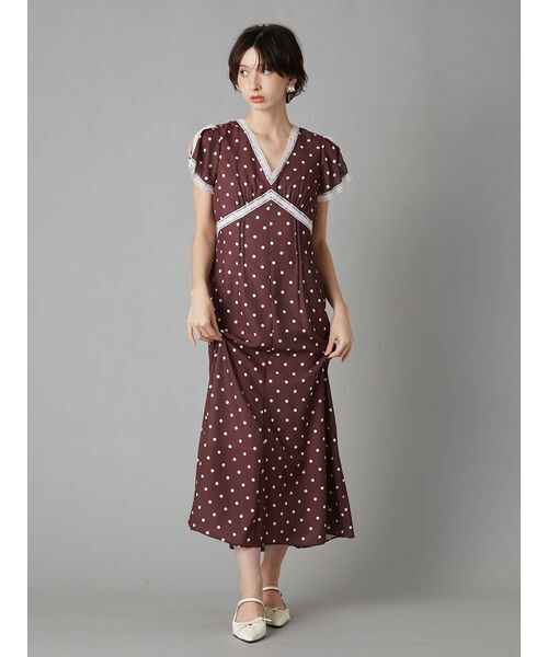 LILY BROWN（リリーブラウン）の「ロマンティックレーストリムプリントワンピース（ワンピース・レディース・パープル/ドット/オフホワイト・0/1）」の7枚目の写真