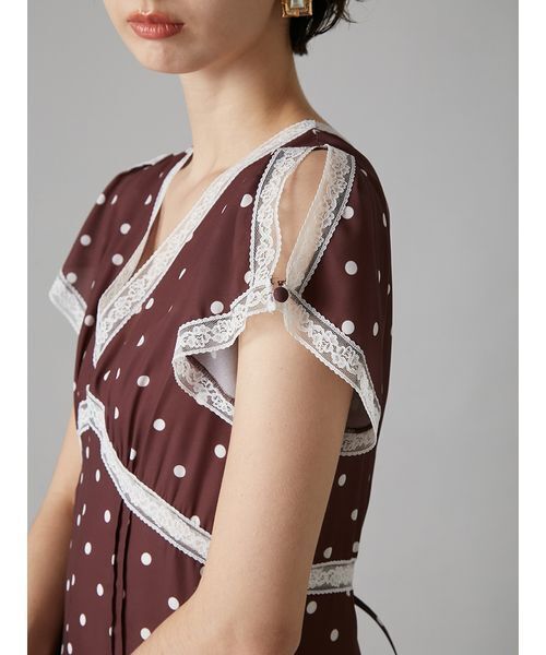 LILY BROWN（リリーブラウン）の「ロマンティックレーストリムプリントワンピース（ワンピース・レディース・パープル/ドット/オフホワイト・0/1）」の10枚目の写真