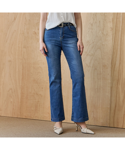 MAXZA(マージャコレクション)の「ヒドゥンバンディングスリムブーツカットデニムパンツ(その他パンツ・レディース・ネイビー・S/LL)」の1枚目の写真