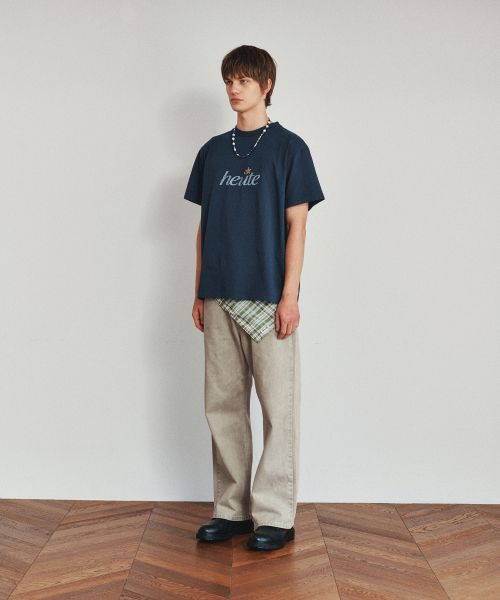 HEUTE(ホイテ)の「HEUTE STAR T-SHIRT (NAVY)(Tシャツ/カットソー・メンズ・ネイビー・M)」の3枚目の写真