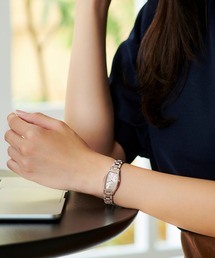 XC | xC クロスシー basic collection 光発電エコ・ドライブ サクラカラー EW5546-56X(アナログ腕時計)