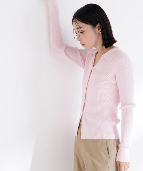 NATURAL BEAUTY BASIC(ナチュラルビューティーベーシック)の「◇【WEB限定カラー:オレンジ】襟付Vネックリブニット(カーディガン/ボレロ・レディース・チャコールグレー/オフホワイト/ベージュ/オレンジ/ピンク・FREE)」の14枚目の写真