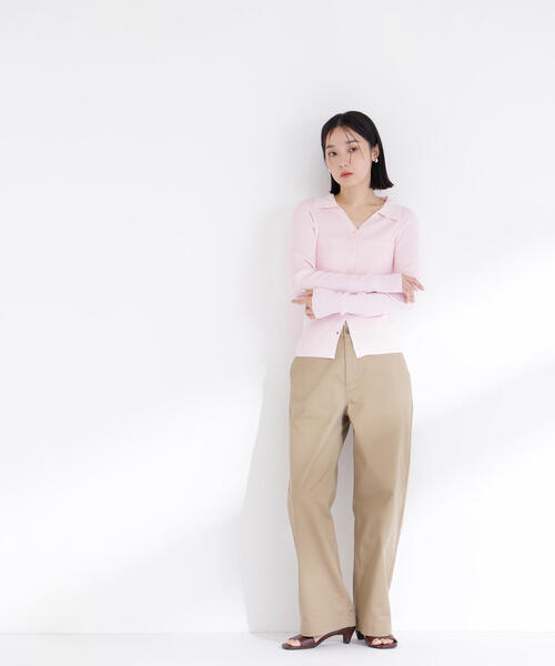 NATURAL BEAUTY BASIC(ナチュラルビューティーベーシック)の「◇【WEB限定カラー:オレンジ】襟付Vネックリブニット(カーディガン/ボレロ・レディース・チャコールグレー/オフホワイト/ベージュ/オレンジ/ピンク・FREE)」の15枚目の写真