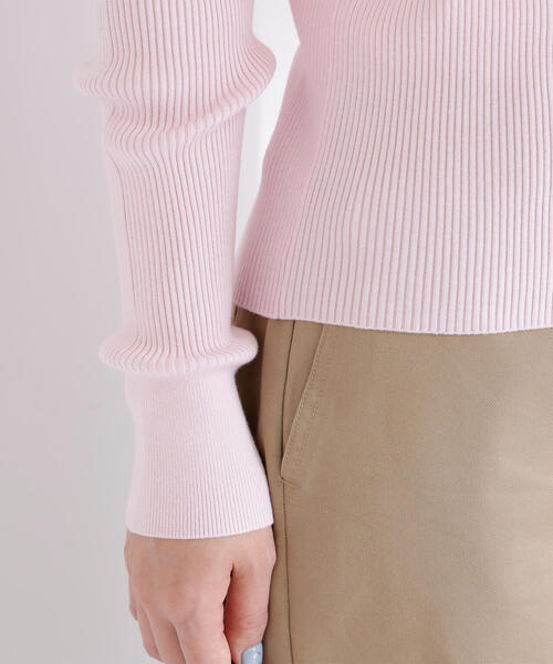 NATURAL BEAUTY BASIC(ナチュラルビューティーベーシック)の「◇【WEB限定カラー:オレンジ】襟付Vネックリブニット(カーディガン/ボレロ・レディース・チャコールグレー/オフホワイト/ベージュ/オレンジ/ピンク・FREE)」の22枚目の写真