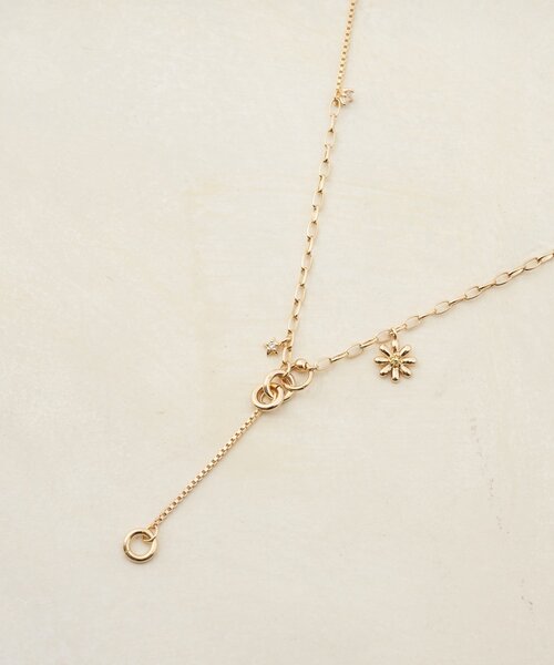DISCOAT（ディスコート）の「【GOLDY】ソリッドフラワーY字ネックレス（ネックレス・レディース・シルバー系その他/シルバー/ゴールド・FREE）」の4枚目の写真