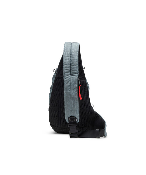 正規品ディーゼル　スリングバッグ　39600円 メンズ スリングバッグ ZIP-D SLING BAG X（ショルダーバッグ