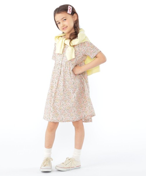 SHIPS(シップス)の「SHIPS KIDS:100~130cm / リバティ ボタン カーディガン(カーディガン/ボレロ・キッズ・ピンク/トップグレー/イエロー・110/120/130/100)」の21枚目の写真